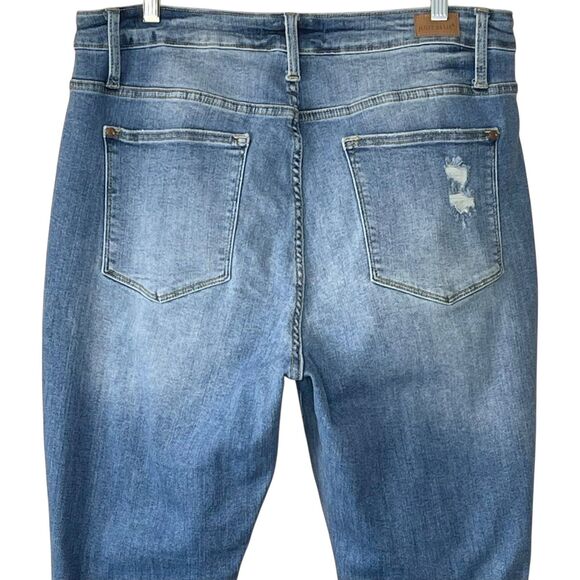 Judy Blue Boyfriend Fit High Rise Stretch Jeans Destructed Size 18W Plus Relaxed - Picture 7 of 10